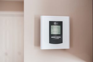 thermostat - how to keep warm in the winter
